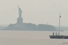 美国野火影响到纽约，女神像被浓烟笼罩，专家称不排除气象武器图片