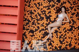 宅男女神周韦彤再登《男人装》 性感大片令人血脉喷张！图片