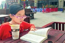 智商144的"天才女孩"，5岁读小学，9岁上初中，网友：超神的人生图片