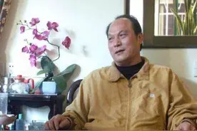 翁帆父亲翁云光，小女婿杨振宁21岁，理解并支持女儿，不理会谣言图片