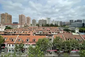 194街坊旧改征收工作有序推进中，有疑惑，可以问问他→图片