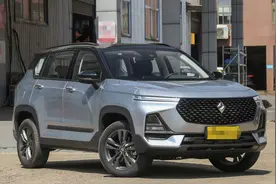 能和CR-V刚的新宝骏RS-5，177匹+CVT，才13万图片
