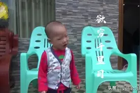 重庆又出一神童！1岁孩子吟诗背诵，外公坦言：只需教一两次就会图片