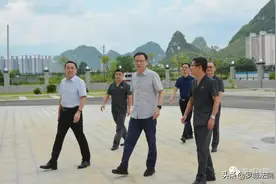 河池中院院长杨晓春到罗城法院调研指导图片
