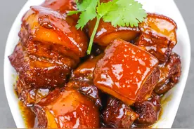 3分钟学会大师水准秘制红烧肉，肉香四溢肥而不腻图片