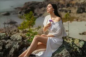这位俄罗斯女孩长得太靓了！天使脸蛋+超模身材，这身材太火爆了图片