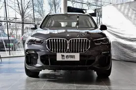2.0T也不弱，进口的德系SUV，实拍宝马X5图片