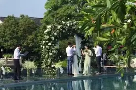浙江台主持人沈涛婚礼现场曝光！妻子首露真容，颜值不输王牌女郎图片