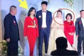 “最美婆婆”走红，婚礼上风头碾压儿媳，亲家：没一点长辈的样子图片