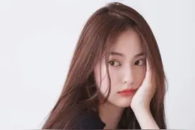 泰国小仙女 “全球最美吃货”Pimtha 一个不是锥子脸的网红!图片