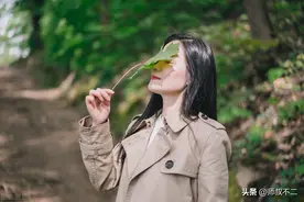 两性关系：女人贪得无厌，会暴露出这2种赤裸本性图片