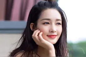 本以为李沁只是演员，得知她的“第二身份”，才知道她隐藏有多深图片