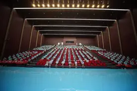 拼搏奋进 无悔青春——运城市理想学校初三中考冲刺鼓劲大会图片