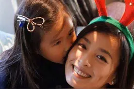 39岁张庭3年做了9次试管婴儿，成功生下女儿，如今母女过得怎样？图片