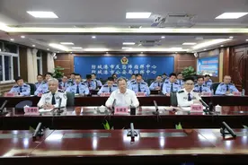 【我为群众办实事】防城港公安：开展全市社会治安大整治暨“狂风十八号”行动图片
