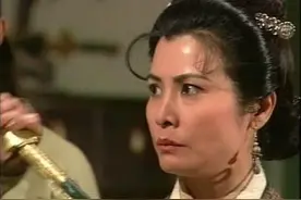 多情总被无情伤，从枕边到陌路，岳不群的老婆不好做图片