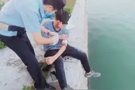 【国庆我在岗】如果平安有颜色，那一定是“警察蓝”图片