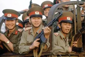 对越反击战时，如何查出越南女特工身份？师长称检查3个位置就行图片