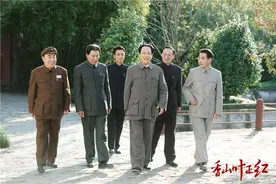 破解“周期率”还原“进京赶考”，《香山叶正红》收视夺冠获好评图片