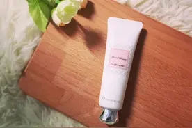 洗面奶，爽肤水，精华，乳液和面霜，这些护肤品你都用对了吗？图片