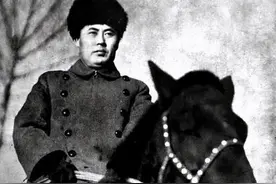 毛主席的用兵智慧：一篇文章击退10万大军，上兵伐谋的经典图片