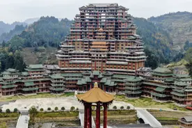 石家庄烂尾楼成拍照圣地，全国各地的奇葩建筑你见过几个？图片