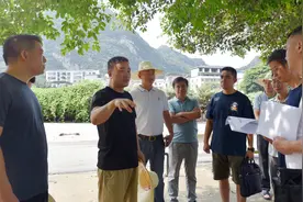 桂林市秀峰区委书记余捷调研辖区城市更新工作图片