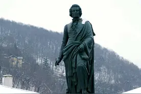 “坐班”制与莫扎特的悲剧，他最憎恨的地方让你意想不到图片