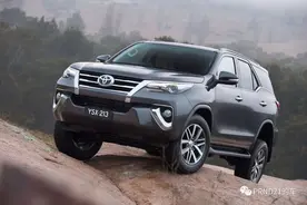 草根阶级——浅谈丰田Fortuner图片