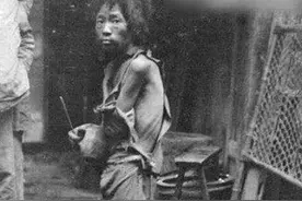 清朝乞丐临死前，写下一首绝命诗，短短4句话，至今被世人传唱图片