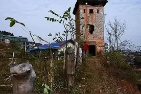 湘西巨匪张平三十年打造的小台湾，侦察兵化装铁匠三天攻破图片
