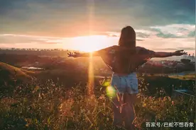 从不化妆的女性，往往具备这三种特征图片