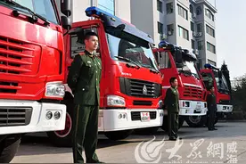 保安拦停消防车，是无知，还是有恃无恐？图片