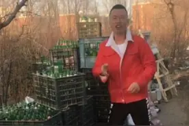 小伙扬言用啤酒瓶建别墅，最后让人大开眼界图片
