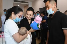 最高5万元！河南省贫困先心病患儿都可申请，速看图片