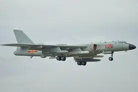 面对时刻准备打仗的我军战神，谁敢说武统是光说不练？图片
