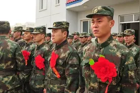 近3000家企业，超8万个岗位，这次老兵招聘别错过！图片