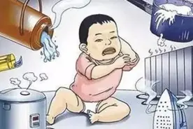 孩子被开水烫伤怎么办！先脱衣服还是先冲水，顺序要知道图片