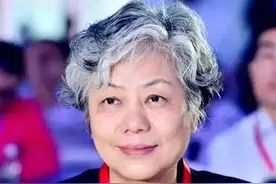 爸妈在这4方面“使劲管”孩子，娃长大更独立，情商也很高图片