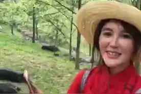 90后美女放弃西安工作回家养猪，年入80多万元，还有了自己的品牌！图片