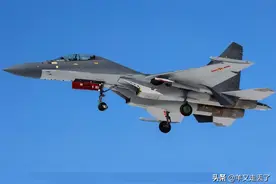 空军承包海军反舰活？歼-16发射KD-88导弹，这才是“炸弹卡车”图片