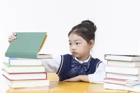 校外培训，打响周末争夺战图片