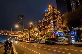 上设备！用高清摄像机直播咱们重庆的篮球赛！图片