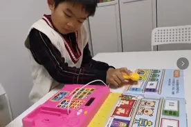 这样和孩子玩假装游戏，简单轻松，堪比专业早教培训班图片
