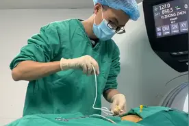 80多岁婆婆双腿一直忽冷忽热 五年来求医未果到底是什么原因//医生：腰交感神经紊乱 需引起重视图片