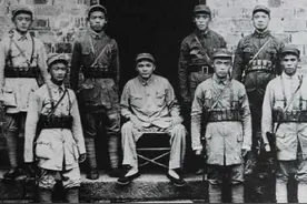 程子华：曾是兵团司令员，却因贪功犯了错误，最后错失授衔大典图片