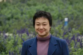 乒坛女将何智丽，打败邓亚萍大喊“哟西”，入日本籍后下场如何？图片