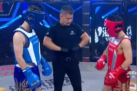 王者荣耀大锤哥被曹云金暴打，张大仙大喊：大锤你加油啊图片