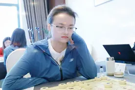 她是象棋最厉害女棋手，长得漂亮无比，17岁登顶，九次获全国冠军图片