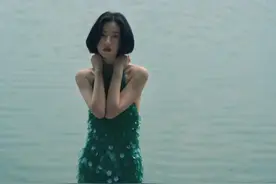 周雨彤COSMO淮南姑娘大片，跟着淮南姑娘周雨彤，一起了解淮南图片